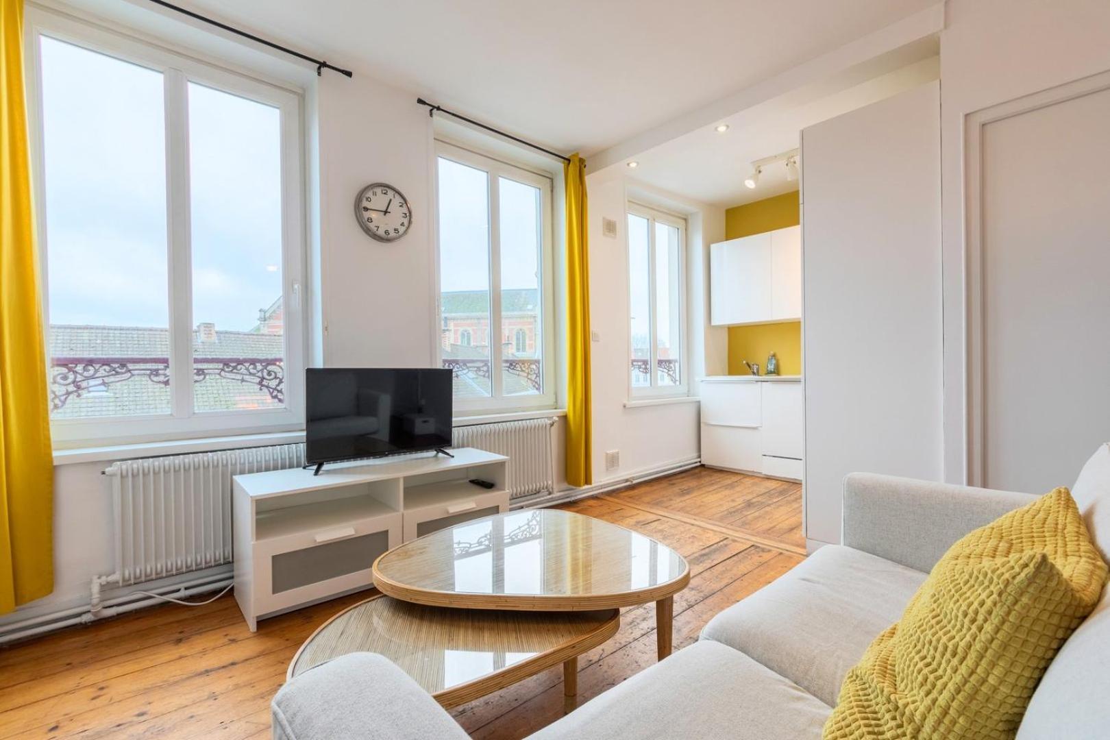 2-Bedroom Apartment Near Metro Lille Ngoại thất bức ảnh